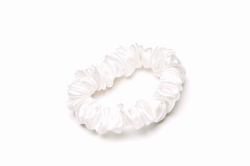 Jedwabna gumka do włosów Easy Livin w kolorze białym